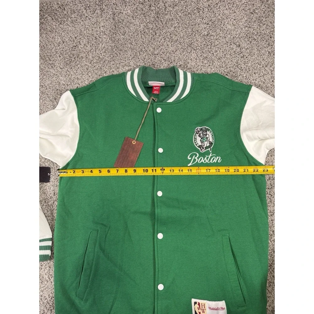 Boston Celtics Jacket Mens MEDIUM TALL Mitchell & Ness Varsity Basketball NWT